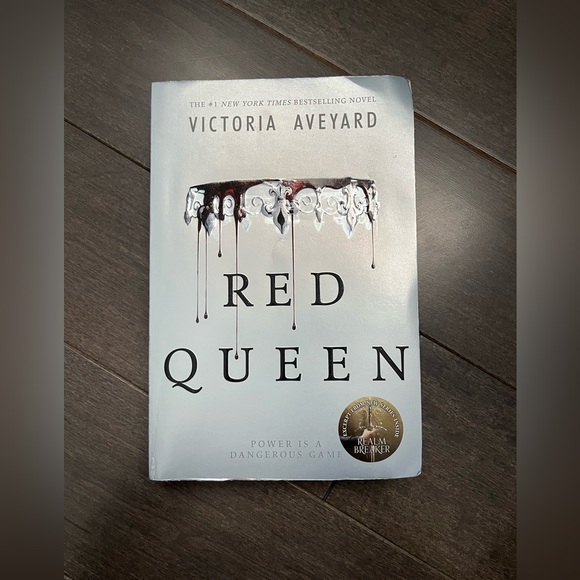 Indigo Other - Red Queen Softcover book by Victoria Aveyard 
(Young Adult, Fantasy Fiction)